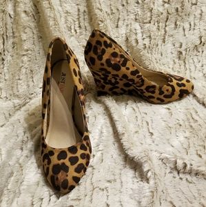 Leopard print wedges
